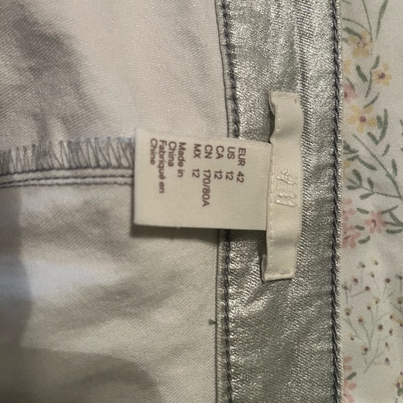 H&M slacks - Picture 5 of 6